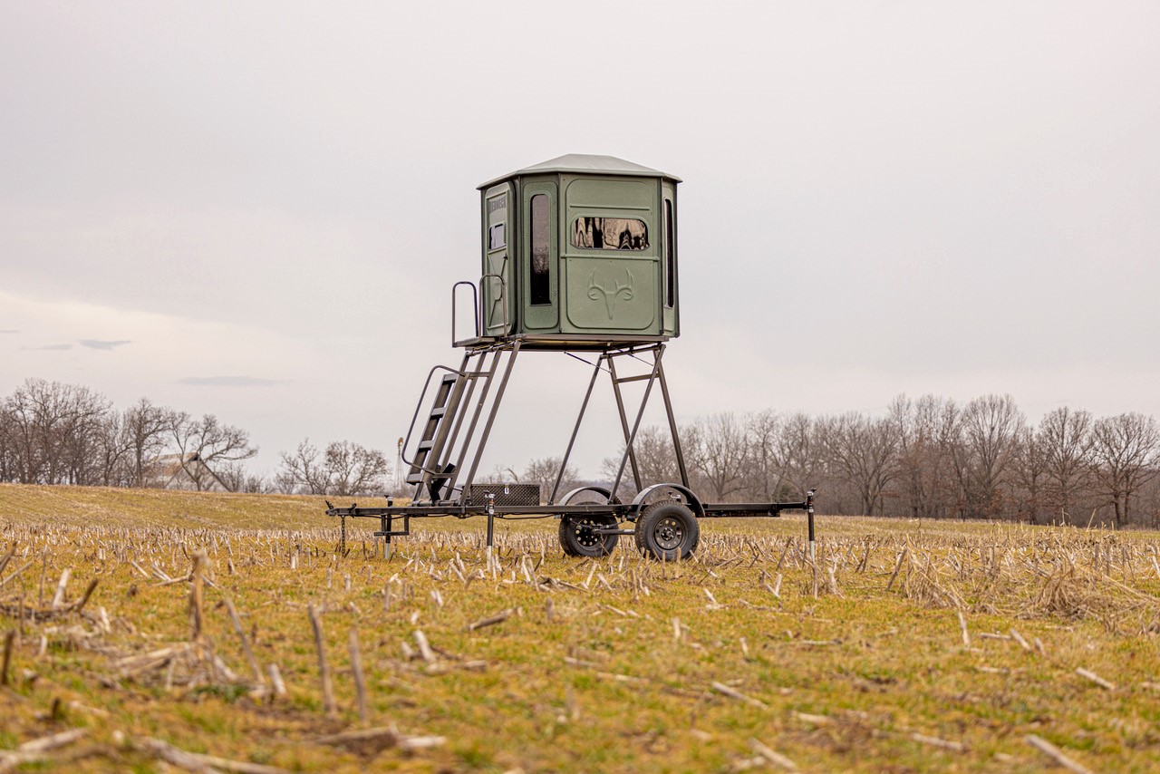 hunting blind rocket lift